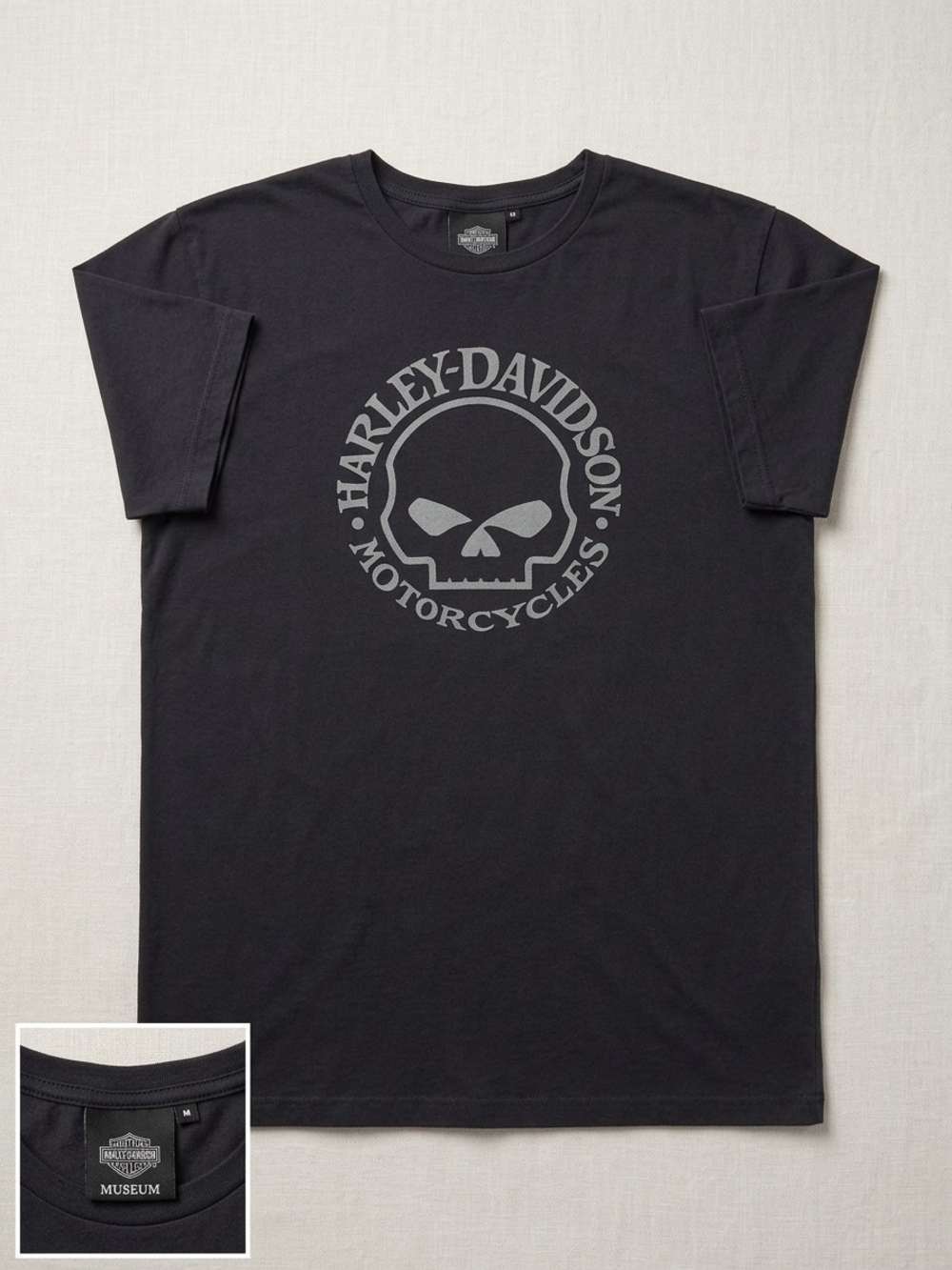 Harley-Davidson Black Tee with Gray Skull Emblem